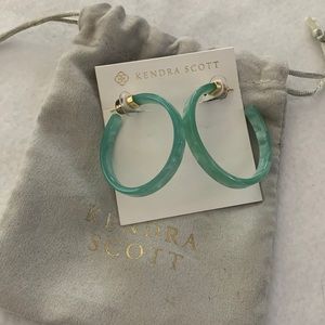 NWT Kendra Scott Marty open hoop earrings with gold posts